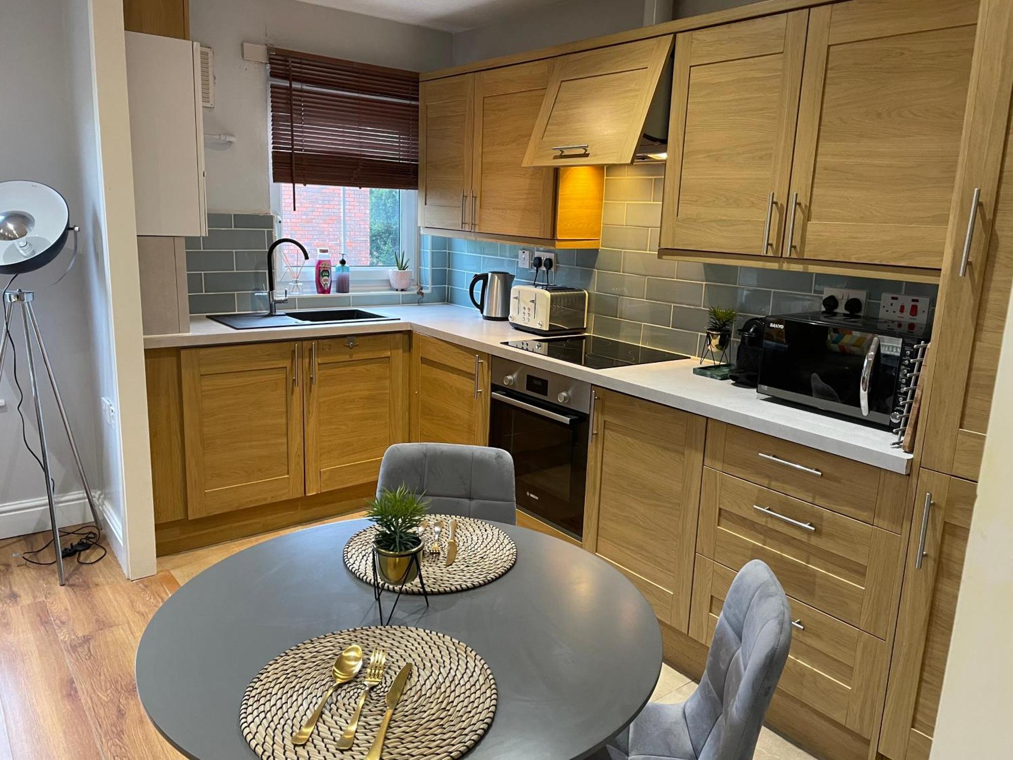 2 Bedroom Apartment Chiswick Park Tube Station Londen Buitenkant foto